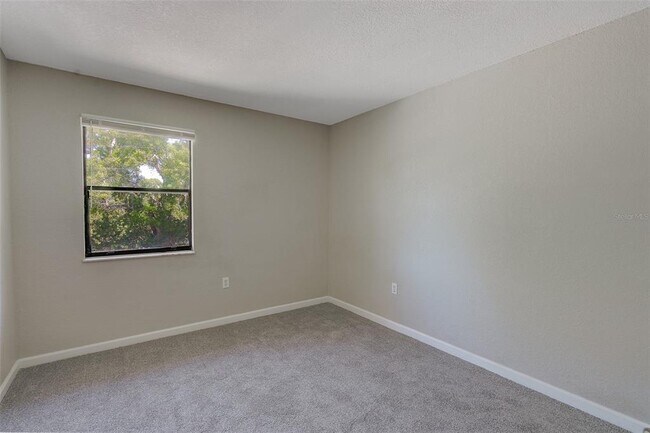 Building Photo - 12293 Sailwinds Dr