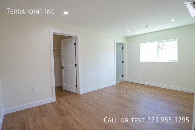 Building Photo - 1034 Westmoreland Ave