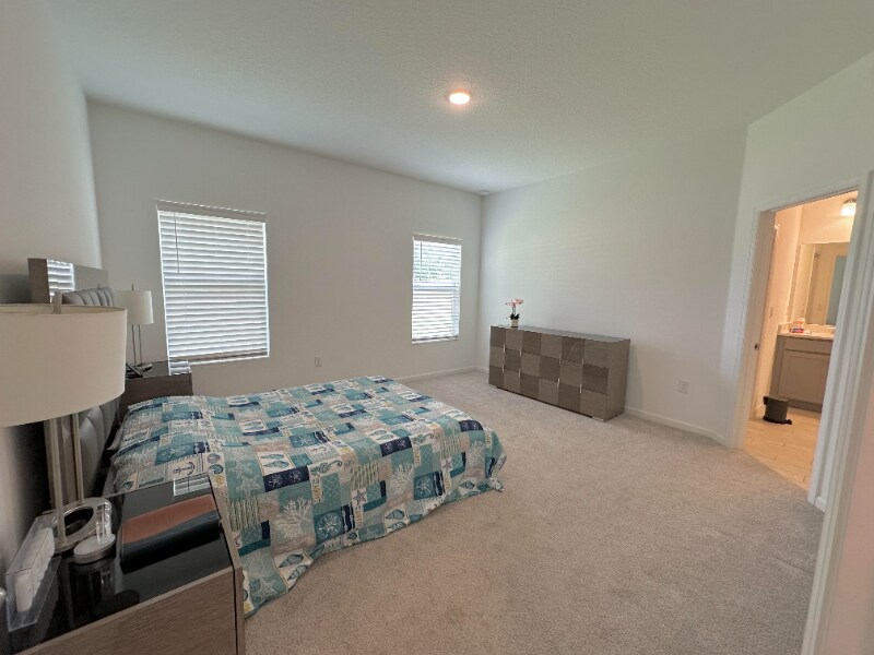 Building Photo - 3501 Yarian Dr