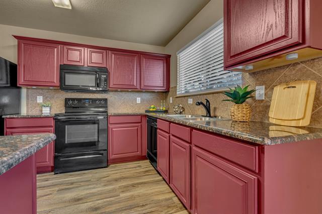 Building Photo - 10557 Rising Knoll Ln