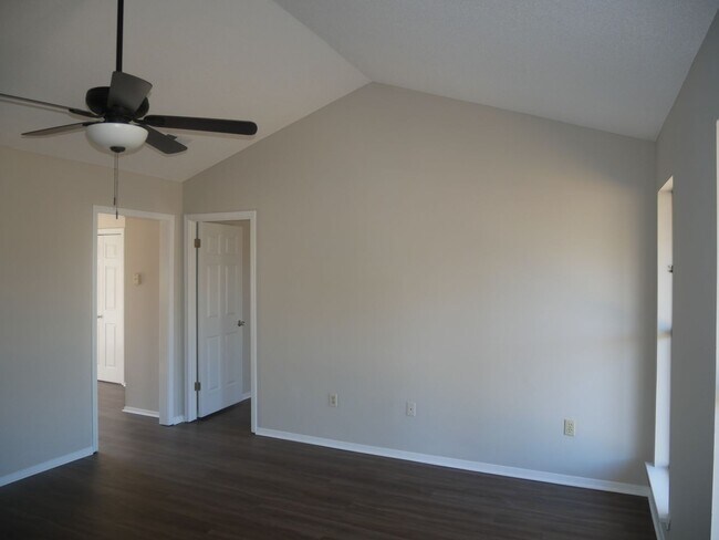 Building Photo - 6530 Jamestown Dr