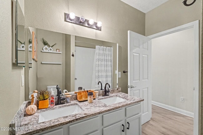 Building Photo - 12647 Julington Oaks Dr