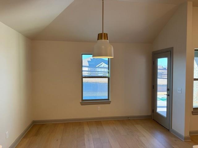 Building Photo - 2421 Heather Rd