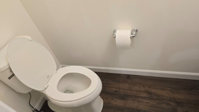 Building Photo - 425 Sunset Hollow Drive