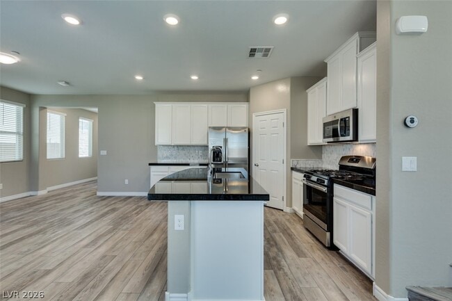 Building Photo - 3216 Azalea Ridge Ct