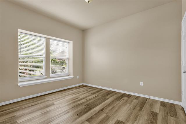 Building Photo - 2029 Shady Glen Trail