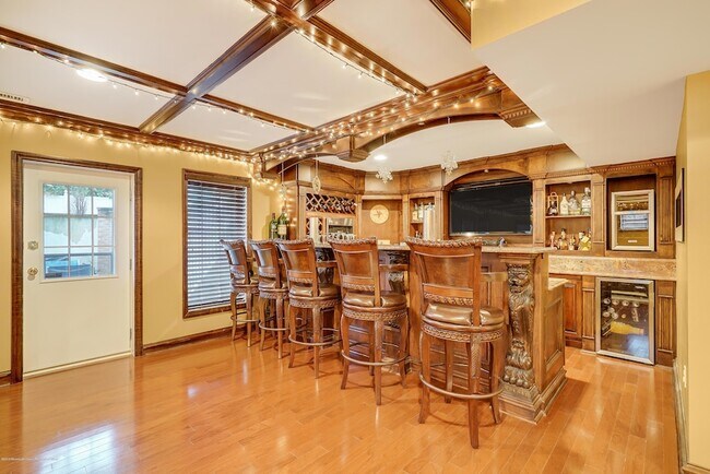 Building Photo - 18 Mariners Bend