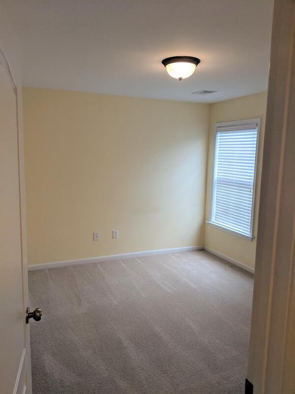 Building Photo - 35 Brightmore Dr