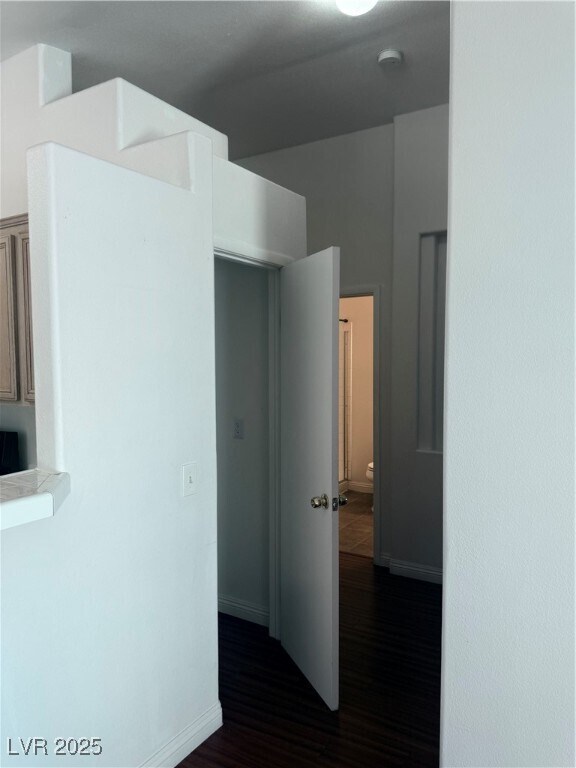 Building Photo - 2110 Los Feliz St