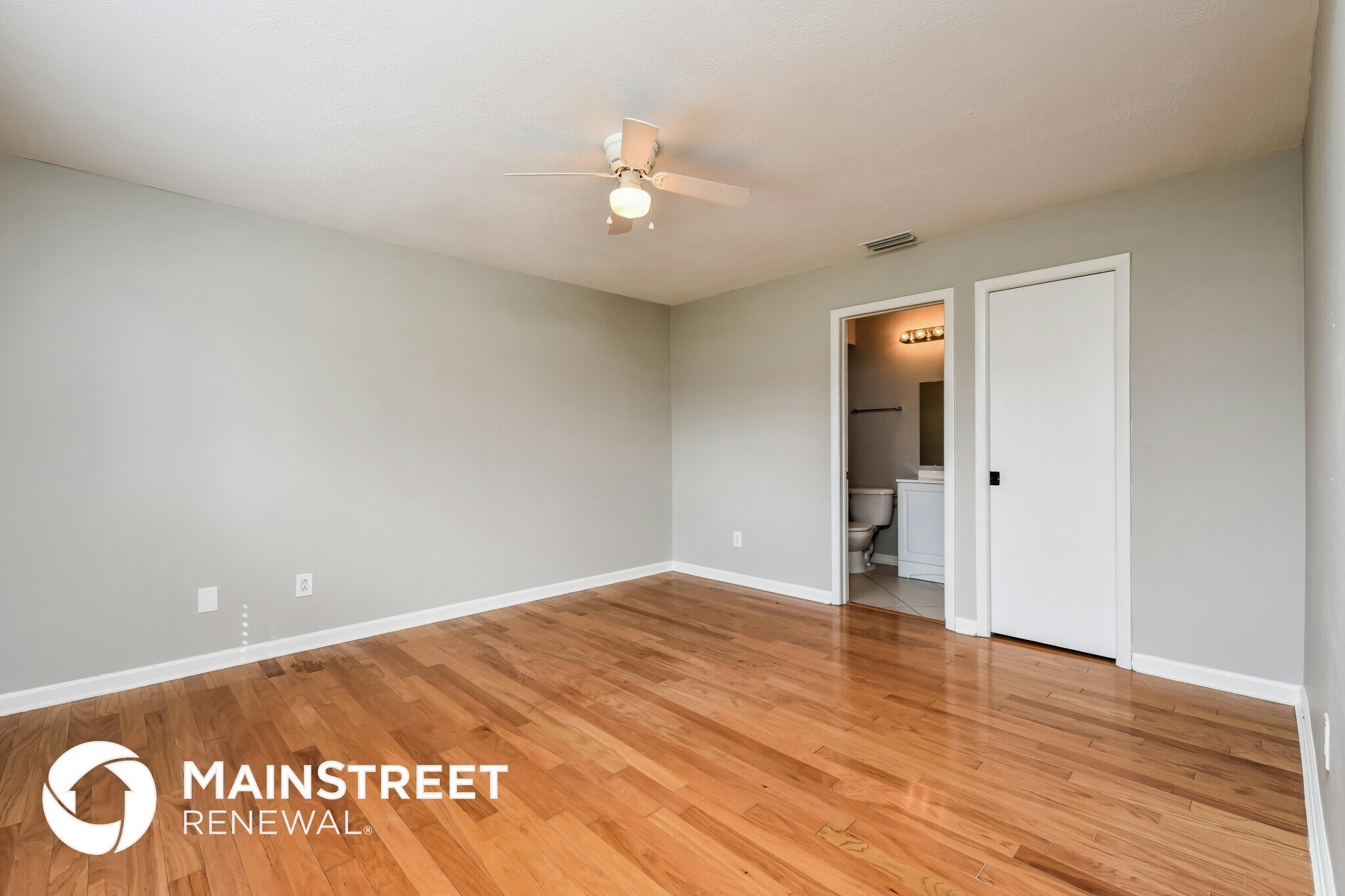 Building Photo - 1122 SE 17th St