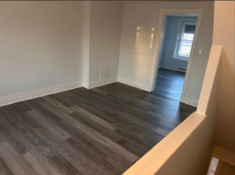 Building Photo - 322 N Franklin St