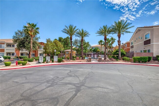 Building Photo - 9303 Gilcrease Ave