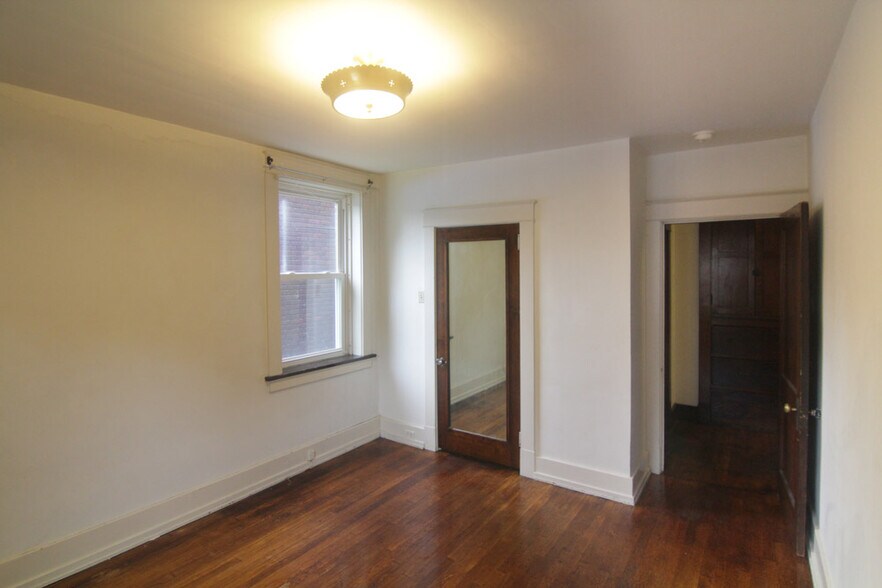 Building Photo - 414 Franklin Ave