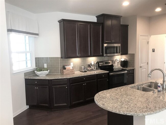 Building Photo - Newer Home for Rent