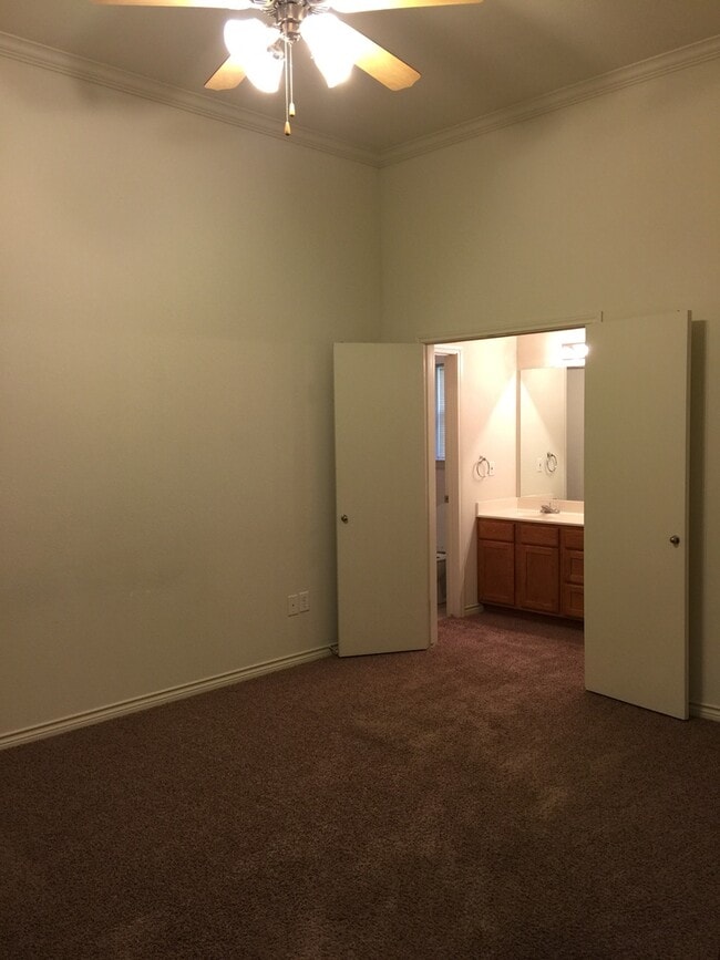 Building Photo - 3129 Buckskin Ln