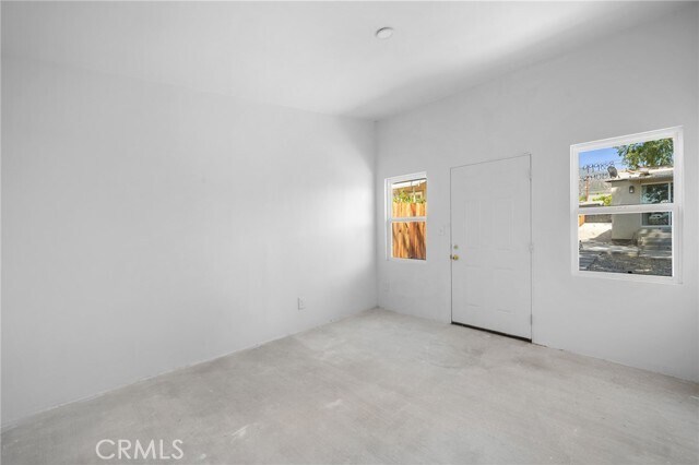 Building Photo - 10607 Whitegate Ave