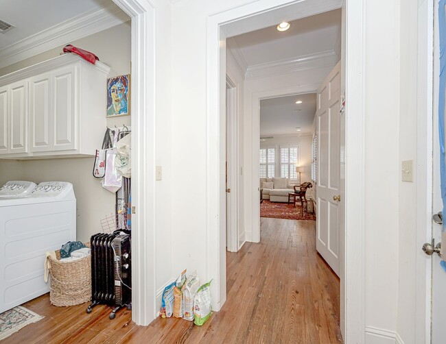 Building Photo - Coastal Living at Its Best – Fully Furnish...
