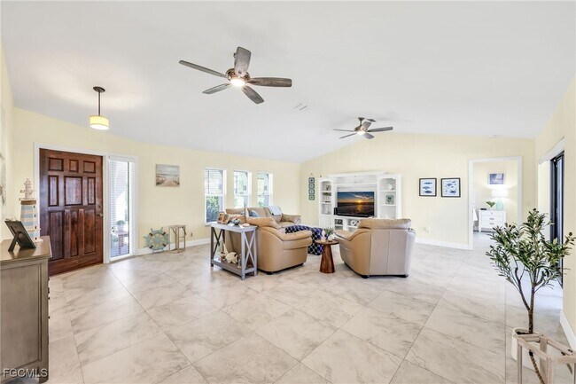 Building Photo - 5032 Skyline Blvd