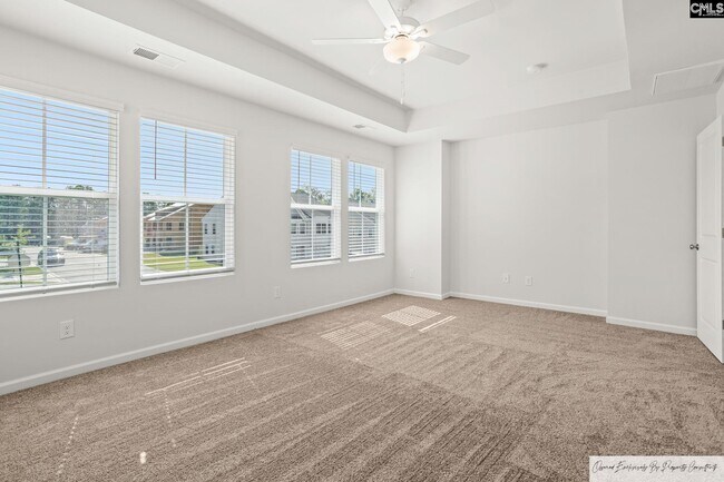 Building Photo - 441 Pepperbush Ln