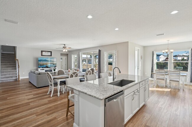 Building Photo - 57 Sunset Ridge Ct
