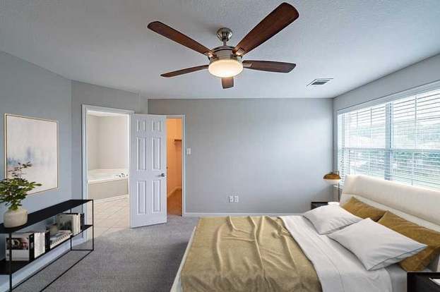 Building Photo - 28877 San Bernard River Loop