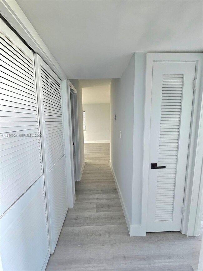 Building Photo - 1490 NW 43rd Ave