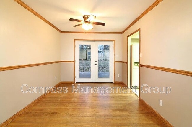 Building Photo - 9204 Topoco Dr