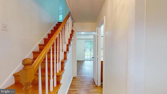 Building Photo - 4025 Chelmont Ln
