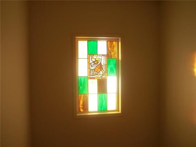 Building Photo - 1 Idlewild