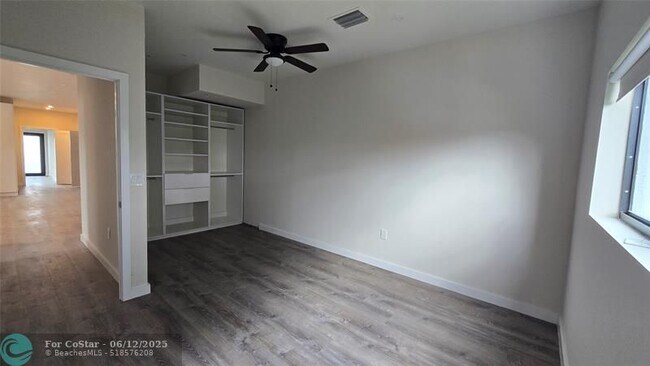 Building Photo - 3721 SW 12th Pl