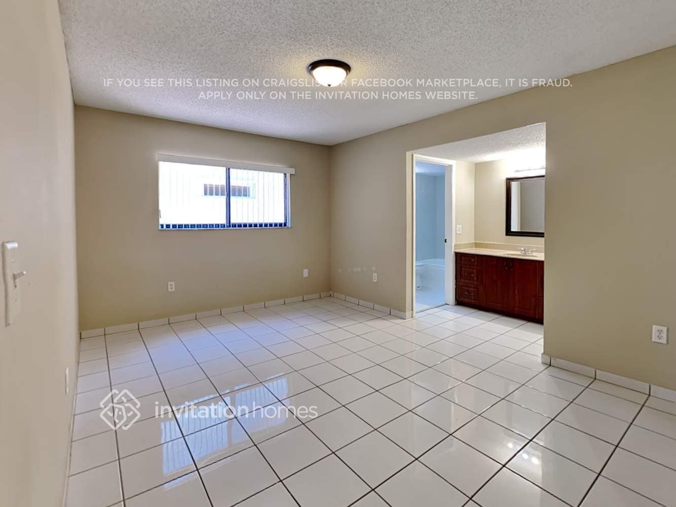 Building Photo - 12748 NW 102nd Ave