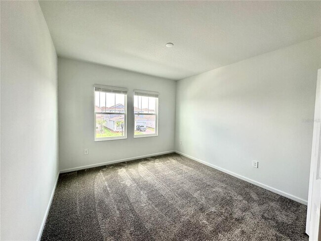 Building Photo - 2892 Armstrong Ave