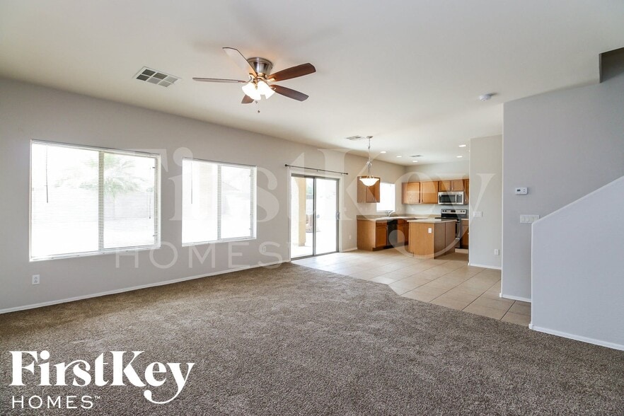 Building Photo - 2913 W Gold Dust Ave