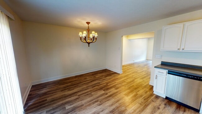 Building Photo - Two Bedroom Townhome available in Monaca,PA