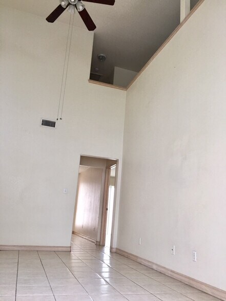 Building Photo - 2408 N I St