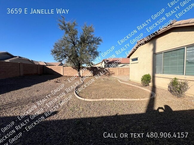 Building Photo - 3659 E Janelle Way