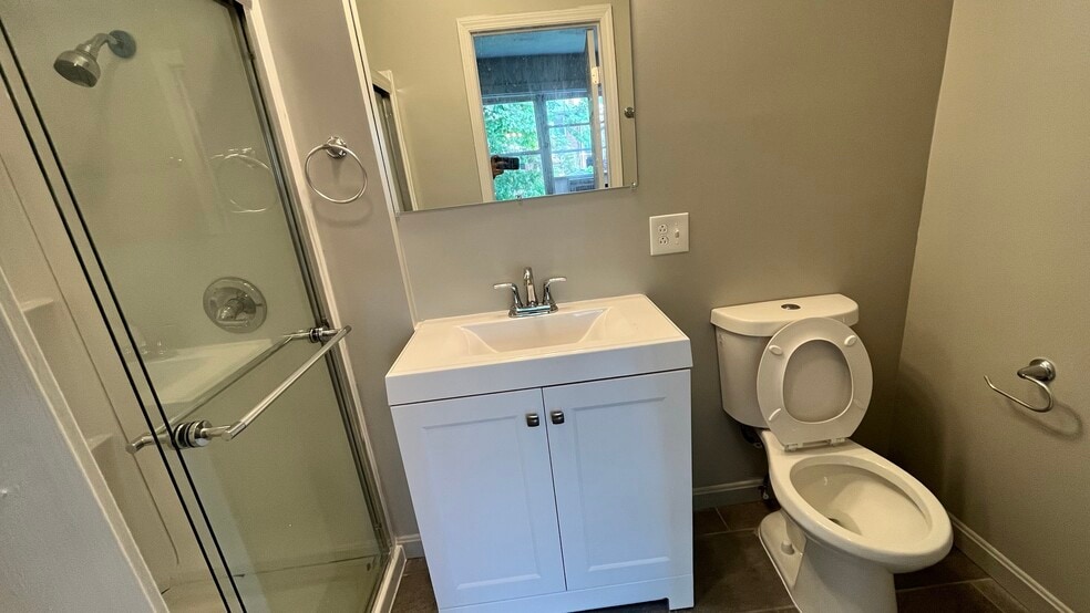 Building Photo - 5847 Nicholson St