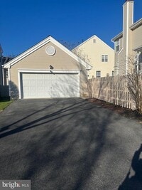 Building Photo - 19 Eldridge Dr