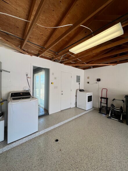 Building Photo - 66115 Avenida Cadena
