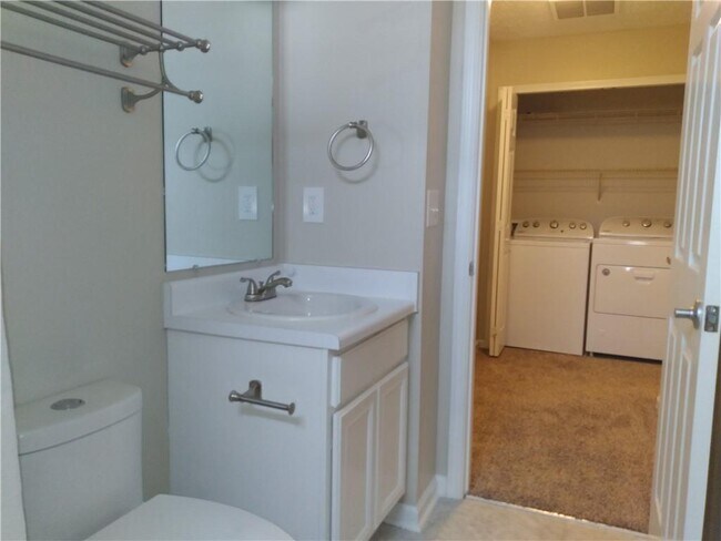 Building Photo - 5208 Arbor View Ln