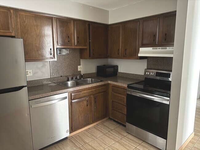 Building Photo - 4518 Beau Monde Dr