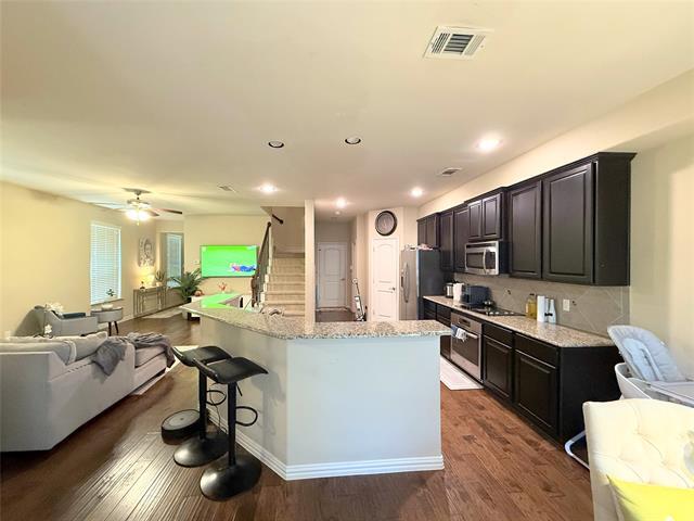 Building Photo - 880 Merino Drive