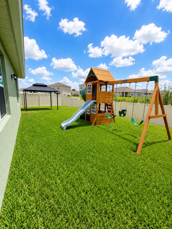 Building Photo - 5124 Tana Ter