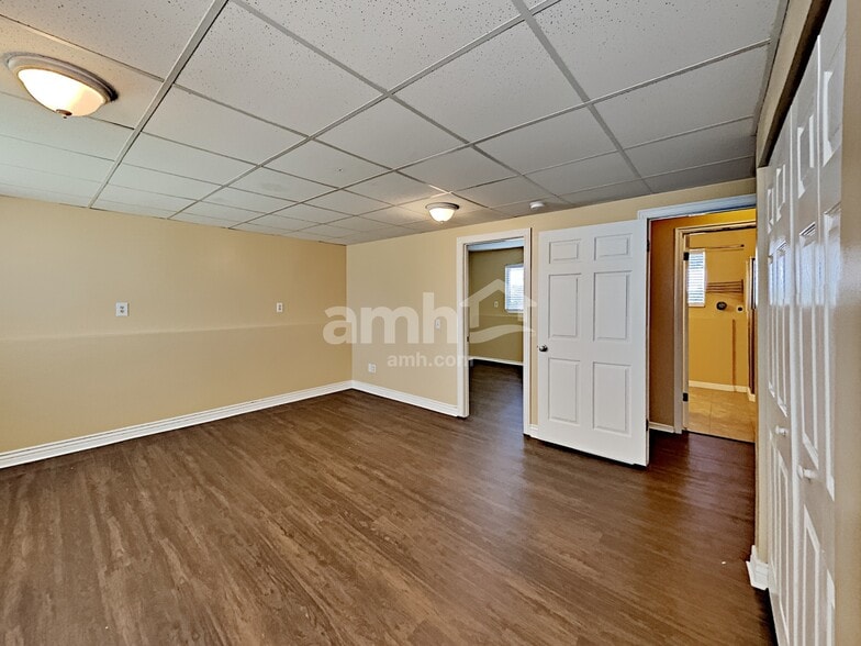 Building Photo - 5729 S 4075 W