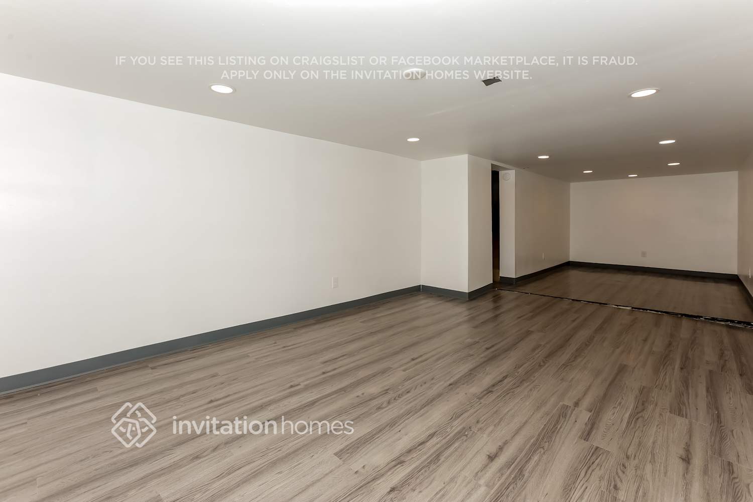 Building Photo - 132 S Olive