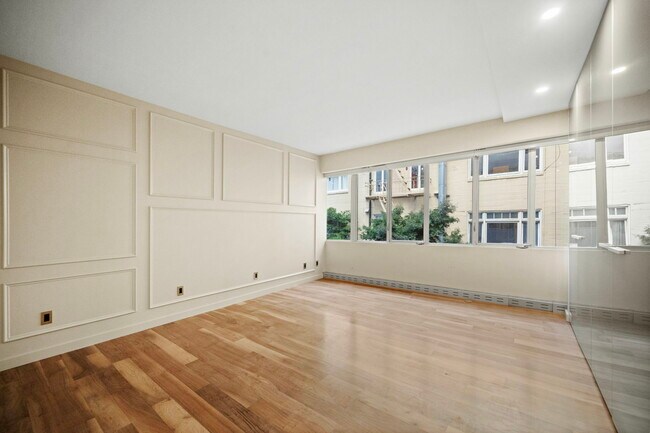 Building Photo - 30 Miller Pl