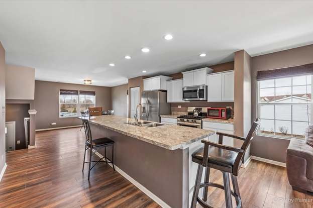 Building Photo - 2270 Aurora Dr