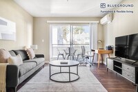 Building Photo - 801 Church St