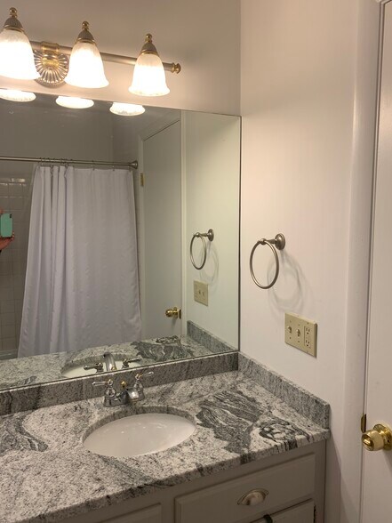 Building Photo - 83 Woodland Dr