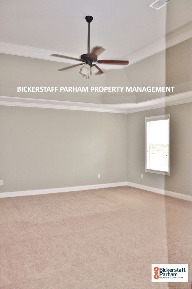 Building Photo - Welcome to Ft. Mitchell!! The Perfect Fami...